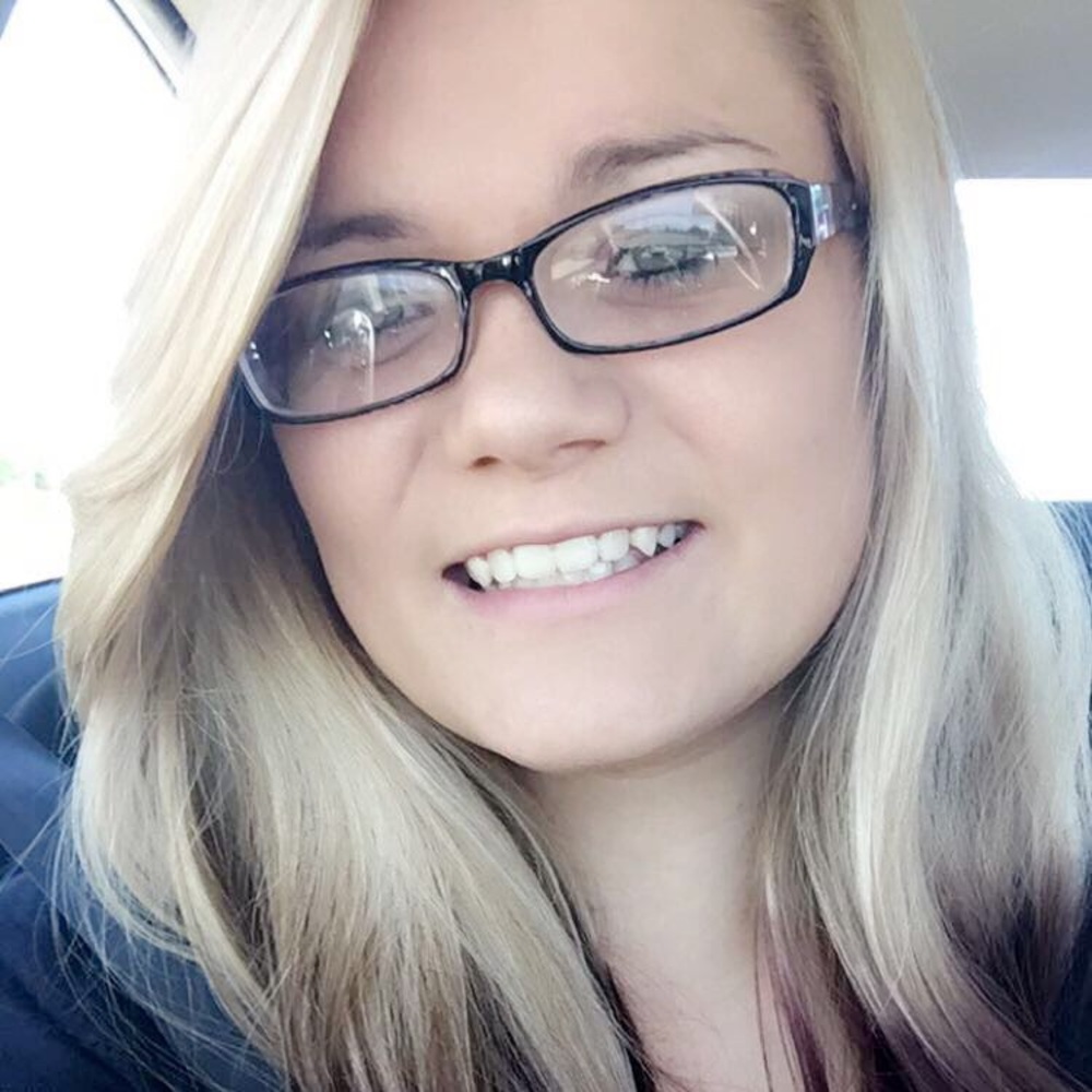 Meet your Posher, Angelica